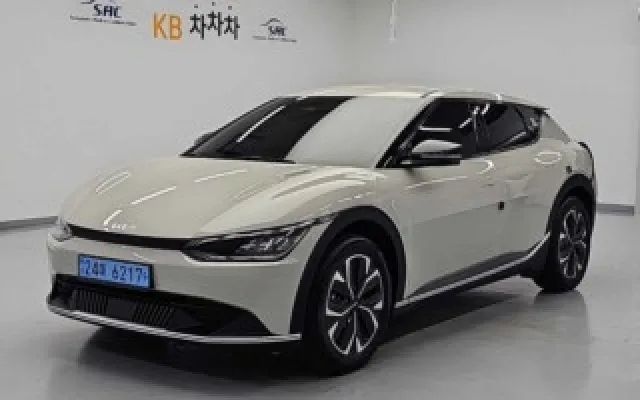 인천전기중고차 EV6 롱레인지 매물 사진 4 - 2023/04 8,402km